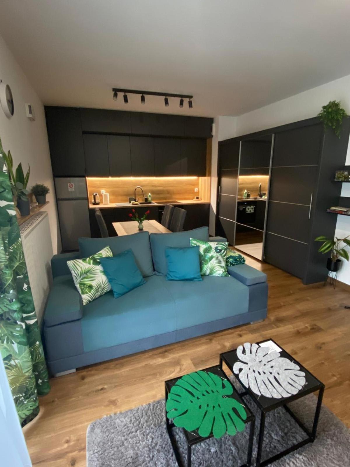 Em Apartament *